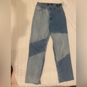 Hollister Ultra High-Rise Dad Jean